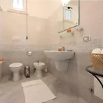 Willa Comfortable And Spacious - Baia Domizia