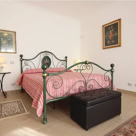 Comfortable And Spacious - Villa