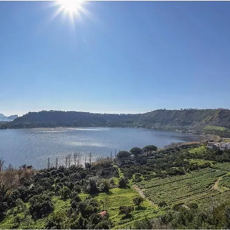 Comfortable And Spacious - * Baia Domizia