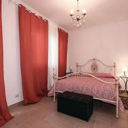 Villa Comfortable And Spacious -