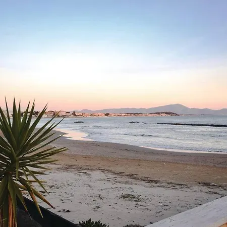 Comfortable And Spacious - * Baia Domizia