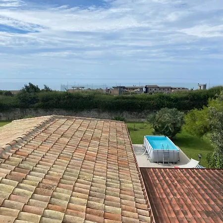 Comfortable And Spacious - Willa Baia Domizia