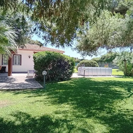 Villa Comfortable And Spacious -