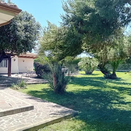 Comfortable And Spacious - Villa *
